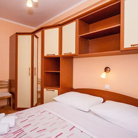 Grosses Mit 3 Klimas, Wifi, Bbq, Parkplatz Apartman *